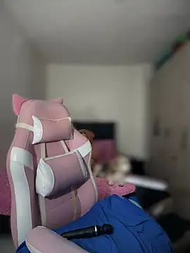 cami ortiz   online show from 03/01/25, 03:32