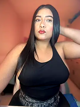 cami ortiz   online show from 10/10/25, 04:33
