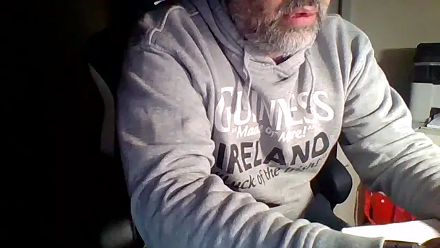 Snapshot of woww791 chatting on 05/12/26, 07:22 woww791 online show from 05/12/26, 07:22