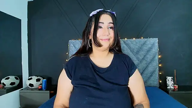 emmajohnss online show from 01/24/25, 03:43