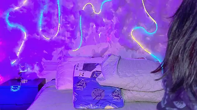 emmajohnss online show from 02/21/26, 04:02