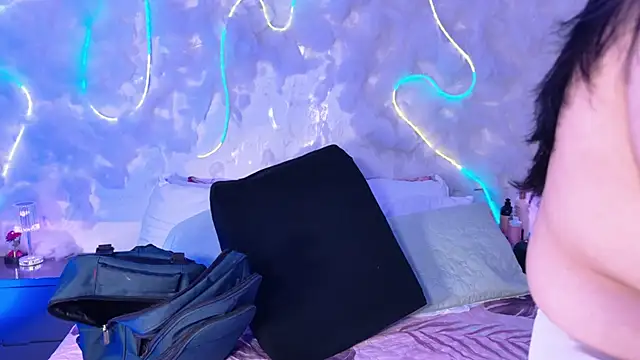 emmajohnss online show from 02/22/26, 03:40