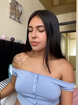 DaphneUwu online show from 12/13/24, 05:54