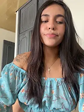 DaphneUwu online show from 02/08/25, 04:36