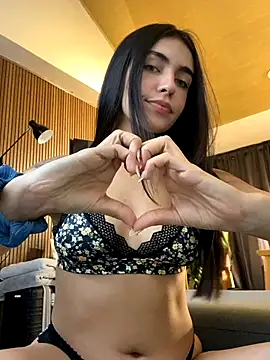 DaphneUwu online show from 01/08/26, 12:24