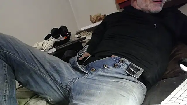 mike30nbg online show from 09/27/25, 08:36