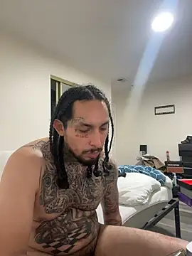 Longmoney444 online show from 04/21/26, 01:42