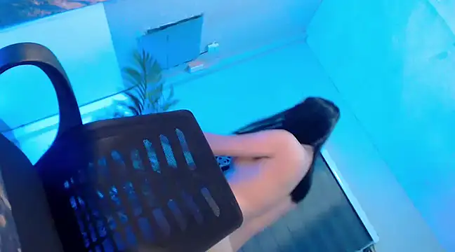 Snapshot of _HAILYOURGODDESS chatting on 01/04/25, 07:55 HAILYOURGODDESS online show from 01/04/25, 07:55