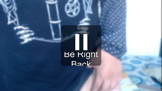 Snapshot of cosmicwind chatting on 12/21/25, 06:48 cosmicwind online show from 12/21/25, 06:48