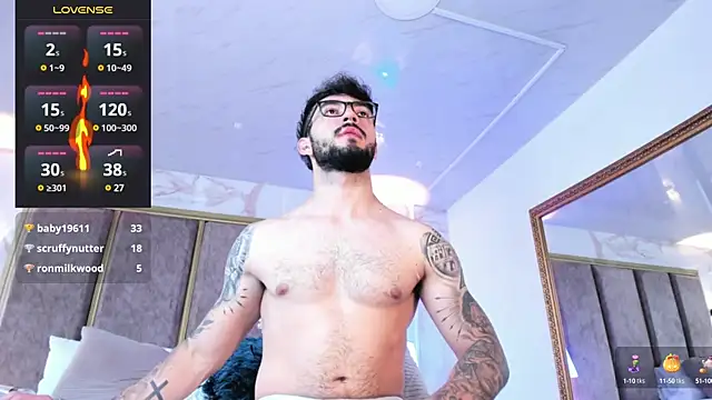 Snapshot of MarkWalker__ chatting on 02/06/25, 04:58 MarkWalker online show from 02/06/25, 04:58