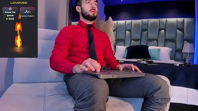 Snapshot of MarkWalker__ chatting on 02/10/25, 10:09 MarkWalker online show from 02/10/25, 10:09