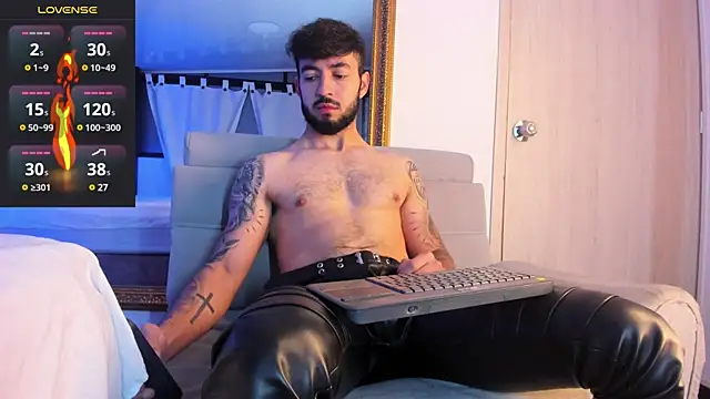 Snapshot of MarkWalker__ chatting on 02/18/25, 10:16 MarkWalker online show from 02/18/25, 10:16