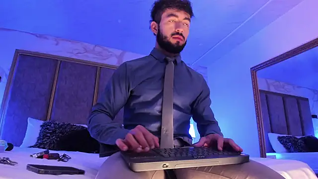 Snapshot of MarkWalker__ chatting on 02/28/25, 11:03 MarkWalker online show from 02/28/25, 11:03