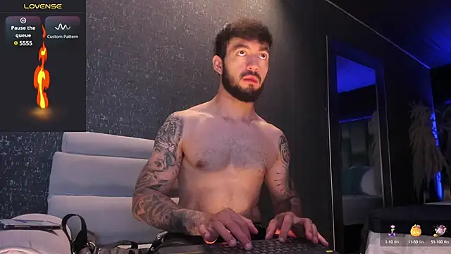 Snapshot of MarkWalker__ chatting on 03/15/25, 10:13 MarkWalker online show from 03/15/25, 10:13