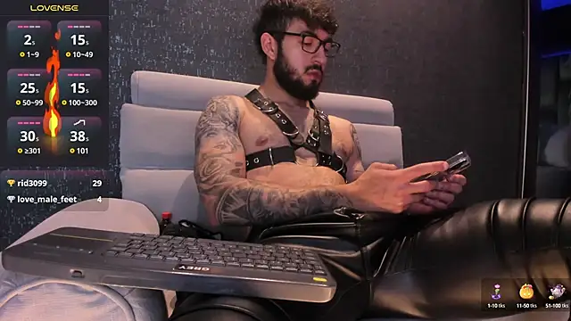 Snapshot of MarkWalker__ chatting on 03/15/25, 01:18 MarkWalker online show from 03/15/25, 01:18