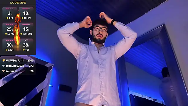 Snapshot of MarkWalker__ chatting on 03/17/25, 01:08 MarkWalker online show from 03/17/25, 01:08