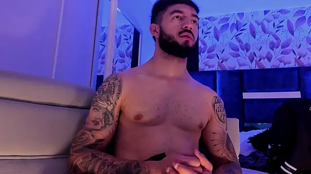 Snapshot of MarkWalker__ chatting on 09/30/25, 10:09 MarkWalker online show from 09/30/25, 10:09