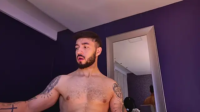 Snapshot of MarkWalker__ chatting on 10/14/25, 10:49 MarkWalker online show from 10/14/25, 10:49