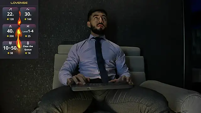 Snapshot of MarkWalker__ chatting on 10/24/25, 09:06 MarkWalker online show from 10/24/25, 09:06