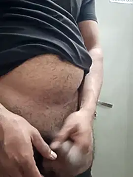 Snapshot of sum6255 chatting on 12/02/25, 02:12 sum6255 online show from 12/02/25, 02:12