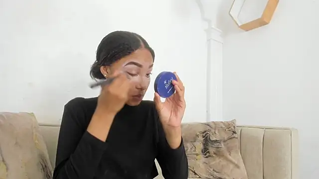 Snapshot of kristyl_paez chatting on 10/18/25, 08:09 kristyl paez online show from 10/18/25, 08:09