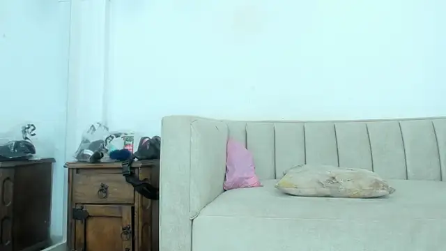 Snapshot of kristyl_paez chatting on 10/24/25, 07:54 kristyl paez online show from 10/24/25, 07:54