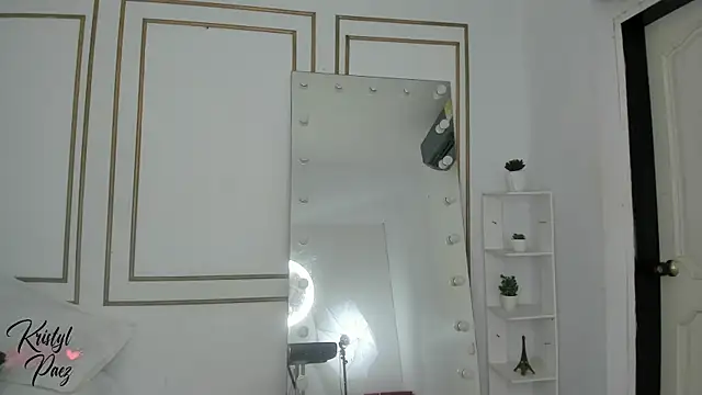 Snapshot of kristyl_paez chatting on 12/01/25, 07:41 kristyl paez online show from 12/01/25, 07:41