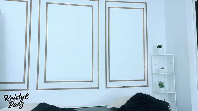 Snapshot of kristyl_paez chatting on 12/16/25, 08:25 kristyl paez online show from 12/16/25, 08:25