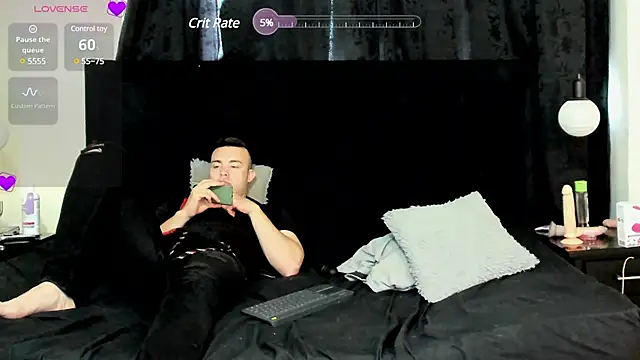 Snapshot of lissandthor13 chatting on 01/14/25, 01:06 lissandthor13 online show from 01/14/25, 01:06