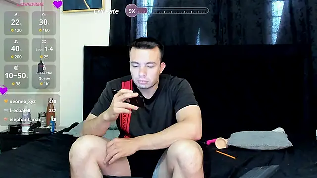 Snapshot of lissandthor13 chatting on 02/19/25, 04:22 lissandthor13 online show from 02/19/25, 04:22