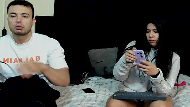 Snapshot of lissandthor13 chatting on 10/21/25, 10:49 lissandthor13 online show from 10/21/25, 10:49