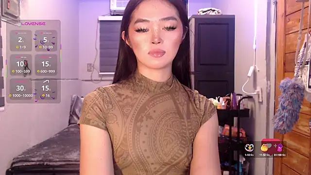 Itsme claire online show from 10/14/25, 03:18