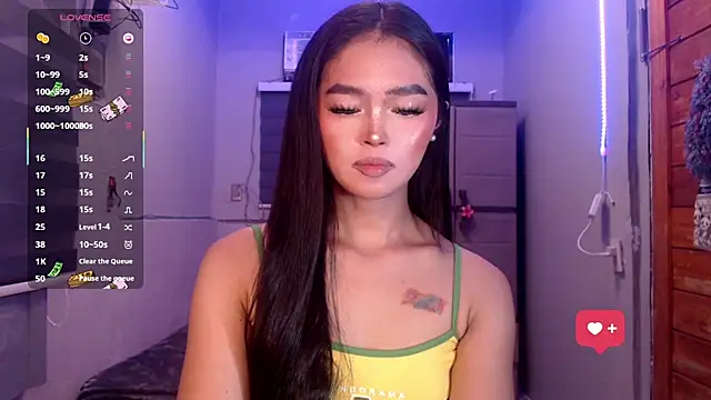 Itsme claire online show from 10/18/25, 04:04