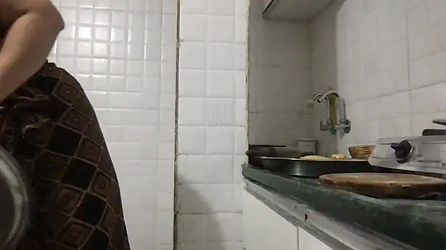 Riyasingh9 online show from 02/11/25, 03:50