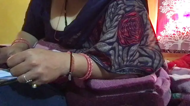 Riyasingh9 online show from 11/04/25, 04:44