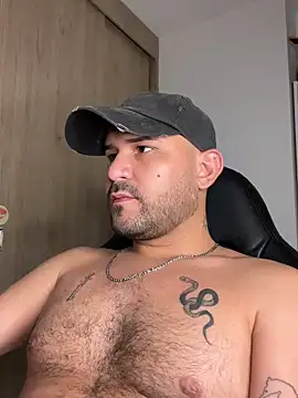 Snapshot of nicolas_cox chatting on 01/19/25, 06:31 nicolas cox online show from 01/19/25, 06:31