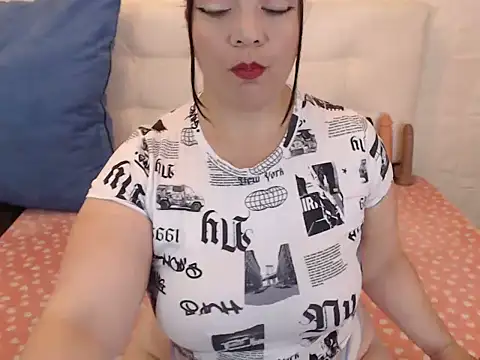 Angiee BBW online show from 03/11/25, 05:57