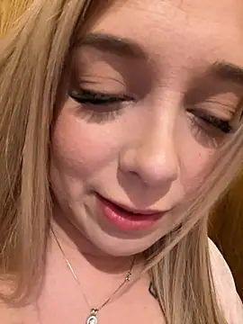 CherryAuroraa online show from 02/17/25, 06:37