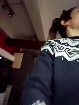 Snapshot of Lina_lou4 chatting on 01/21/25, 03:43 Lina lou4 online show from 01/21/25, 03:43