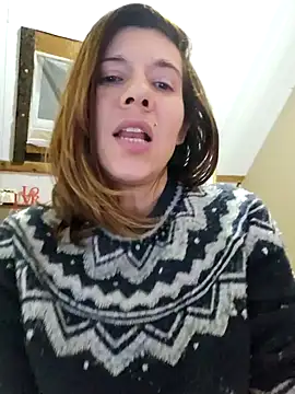 Snapshot of Lina_lou4 chatting on 01/25/25, 12:37 Lina lou4 online show from 01/25/25, 12:37