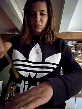 Snapshot of Lina_lou4 chatting on 02/02/25, 02:13 Lina lou4 online show from 02/02/25, 02:13