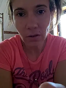 Snapshot of Lina_lou4 chatting on 03/05/25, 02:45 Lina lou4 online show from 03/05/25, 02:45