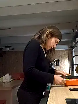 Snapshot of Lina_lou4 chatting on 03/21/25, 08:50 Lina lou4 online show from 03/21/25, 08:50