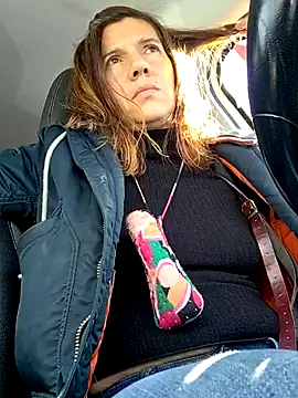 Snapshot of Lina_lou4 chatting on 03/22/25, 02:58 Lina lou4 online show from 03/22/25, 02:58