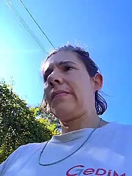 Snapshot of Lina_lou4 chatting on 09/18/25, 02:08 Lina lou4 online show from 09/18/25, 02:08