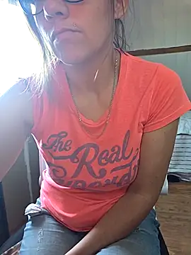 Snapshot of Lina_lou4 chatting on 09/29/25, 03:17 Lina lou4 online show from 09/29/25, 03:17