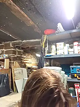 Snapshot of Lina_lou4 chatting on 10/23/25, 04:17 Lina lou4 online show from 10/23/25, 04:17