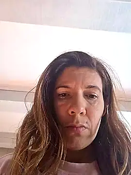 Snapshot of Lina_lou4 chatting on 11/05/25, 10:37 Lina lou4 online show from 11/05/25, 10:37