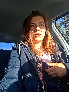 Snapshot of Lina_lou4 chatting on 11/15/25, 09:06 Lina lou4 online show from 11/15/25, 09:06