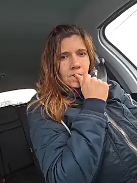 Snapshot of Lina_lou4 chatting on 02/14/26, 09:17 Lina lou4 online show from 02/14/26, 09:17